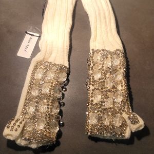 Nwt Fancy Jewelled Alex Max fingerless long gloves